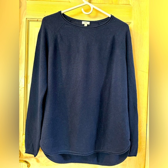 Vince Cashmere Wool Blend Shirttail Sweater in Marine Blue. Women’s Small - Picture 1 of 5